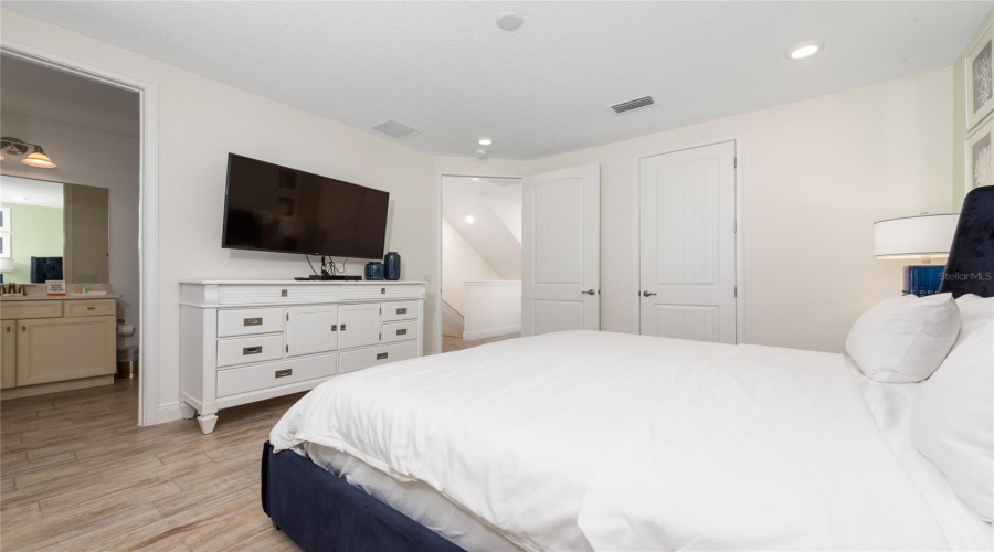 Kissimmee, Florida 34747, 4 Bedrooms Bedrooms, ,4 Bathroomsbathrooms,Residential,For Sale,Salted Rim,Mfrs5126122