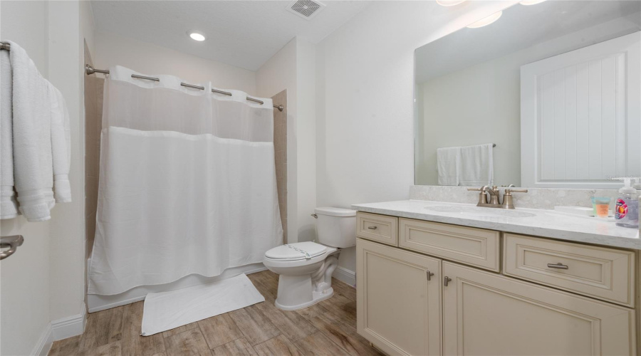 Kissimmee, Florida 34747, 4 Bedrooms Bedrooms, ,4 Bathroomsbathrooms,Residential,For Sale,Salted Rim,Mfrs5126122
