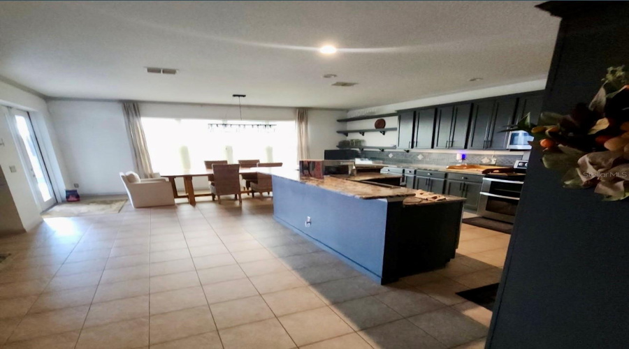 Kissimmee, Florida 34746, 6 Bedrooms Bedrooms, ,7 Bathroomsbathrooms,Residential,For Sale,Marcello,Mfrtb8382778