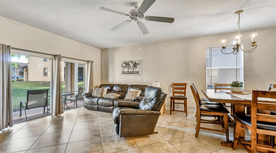 Davenport, Florida 33897, 4 Bedrooms Bedrooms, ,3 Bathroomsbathrooms,Residential,For Sale,Napoli,Mfro6306582
