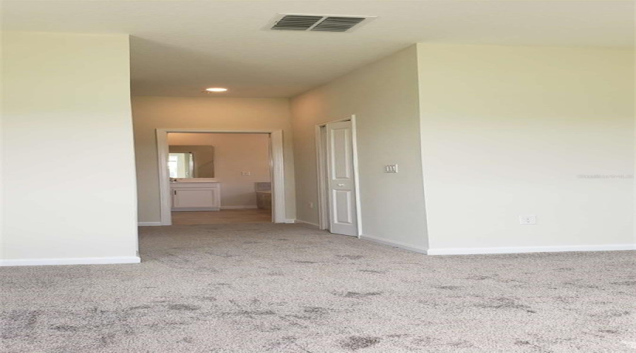 Davenport, Florida 33896, 3 Bedrooms Bedrooms, ,2 Bathroomsbathrooms,Residential,For Sale,Ocean Course,Mfro6306622