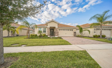 Davenport, Florida 33897, 3 Bedrooms Bedrooms, ,2 Bathroomsbathrooms,Residential,For Sale,Fallen Oak,Mfro6306731
