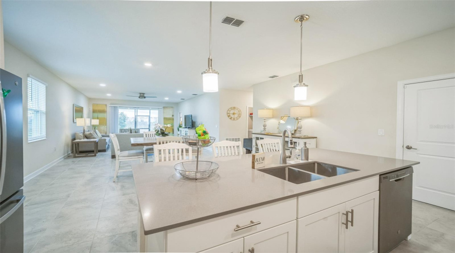 Davenport, Florida 33897, 3 Bedrooms Bedrooms, ,2 Bathroomsbathrooms,Residential,For Sale,Fallen Oak,Mfro6306731