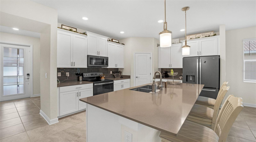 Davenport, Florida 33897, 3 Bedrooms Bedrooms, ,2 Bathroomsbathrooms,Residential,For Sale,Fallen Oak,Mfro6306731