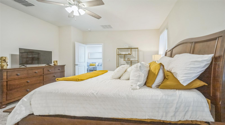 Davenport, Florida 33897, 3 Bedrooms Bedrooms, ,2 Bathroomsbathrooms,Residential,For Sale,Fallen Oak,Mfro6306731
