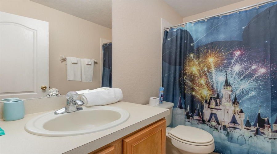 Davenport, Florida 33897, 4 Bedrooms Bedrooms, ,3 Bathroomsbathrooms,Residential,For Sale,Napoli,Mfrtb8382805