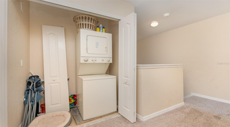 Davenport, Florida 33897, 4 Bedrooms Bedrooms, ,3 Bathroomsbathrooms,Residential,For Sale,Napoli,Mfrtb8382805