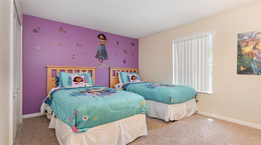 Davenport, Florida 33897, 4 Bedrooms Bedrooms, ,3 Bathroomsbathrooms,Residential,For Sale,Napoli,Mfrtb8382805