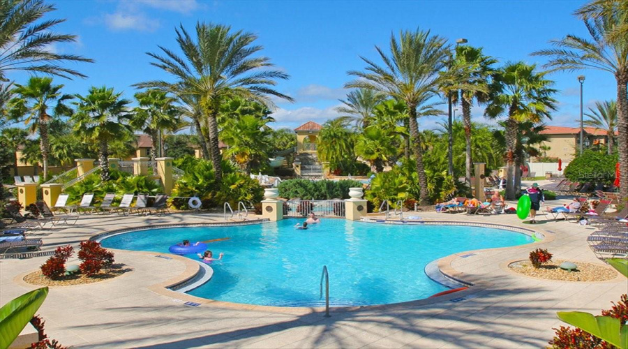 DAVENPORT, Florida 33897, 4 Bedrooms Bedrooms, ,3 BathroomsBathrooms,Residential,For Sale,NAPOLI,0,MFRTB8382805