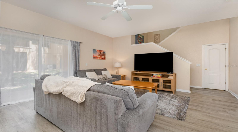 Davenport, Florida 33897, 4 Bedrooms Bedrooms, ,3 Bathroomsbathrooms,Residential,For Sale,Napoli,Mfrtb8382805