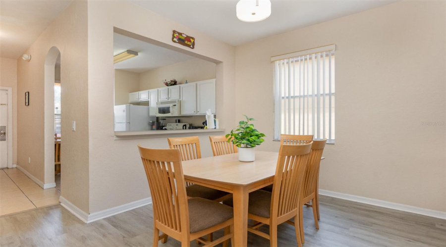 Davenport, Florida 33897, 4 Bedrooms Bedrooms, ,3 Bathroomsbathrooms,Residential,For Sale,Napoli,Mfrtb8382805
