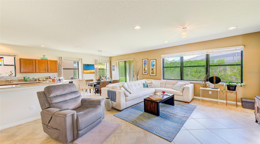 Davenport, Florida 33837, 3 Bedrooms Bedrooms, ,2 Bathroomsbathrooms,Residential,For Sale,Cortez,Mfrtb8382890