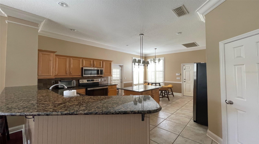 Celebration, Florida 34747, 3 Bedrooms Bedrooms, ,2 Bathroomsbathrooms,Residential,For Sale,Pawstand,Mfrs5126276