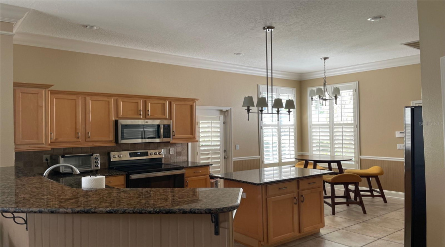 Celebration, Florida 34747, 3 Bedrooms Bedrooms, ,2 Bathroomsbathrooms,Residential,For Sale,Pawstand,Mfrs5126276