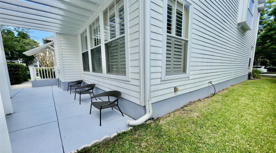 Celebration, Florida 34747, 3 Bedrooms Bedrooms, ,2 Bathroomsbathrooms,Residential,For Sale,Pawstand,Mfrs5126276