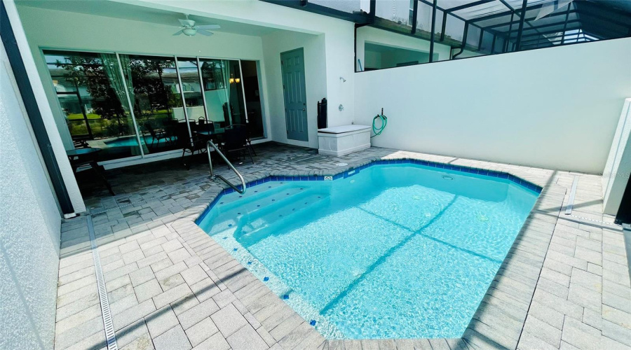 Davenport, Florida 33896, 4 Bedrooms Bedrooms, ,3 Bathroomsbathrooms,Residential,For Sale,Captiva,Mfrs5126254