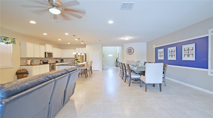 KISSIMMEE, Florida 34747, 8 Bedrooms Bedrooms, ,6 BathroomsBathrooms,Residential,For Sale,LIMA,0,MFRO6303191