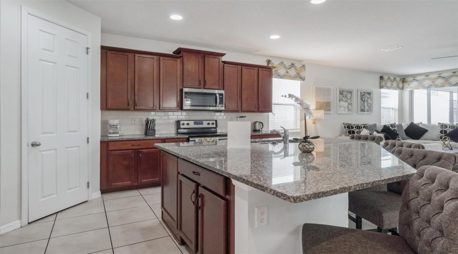 Kissimmee, Florida 34747, 7 Bedrooms Bedrooms, ,6 Bathroomsbathrooms,Residential,For Sale,Pelican Cove,Mfro6302230