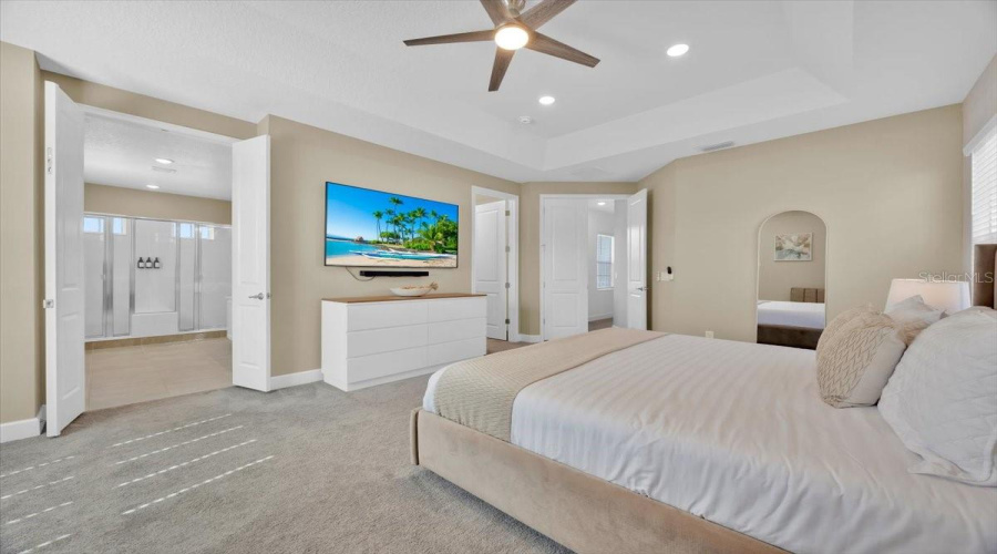 Kissimmee, Florida 34747, 5 Bedrooms Bedrooms, ,5 Bathroomsbathrooms,Residential,For Sale,Reunion,Mfrs5126386