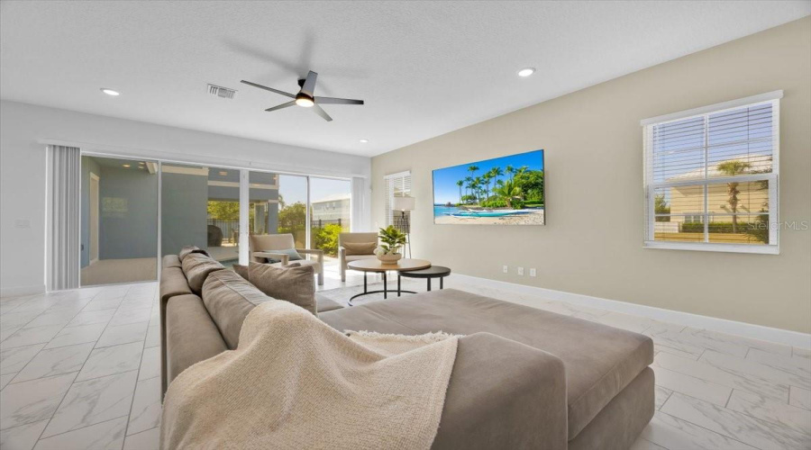 Kissimmee, Florida 34747, 5 Bedrooms Bedrooms, ,5 Bathroomsbathrooms,Residential,For Sale,Reunion,Mfrs5126386