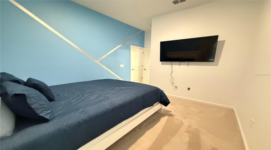 KISSIMMEE, Florida 34746, 12 Bedrooms Bedrooms, ,11 BathroomsBathrooms,Residential,For Sale,RAMA,0,MFRS5126344