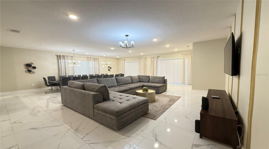 KISSIMMEE, Florida 34746, 12 Bedrooms Bedrooms, ,11 BathroomsBathrooms,Residential,For Sale,RAMA,0,MFRS5126344