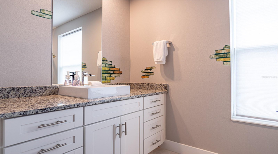 Kissimmee, Florida 34747, 4 Bedrooms Bedrooms, ,4 Bathroomsbathrooms,Residential,For Sale,Sunrise Shores,Mfro6306657