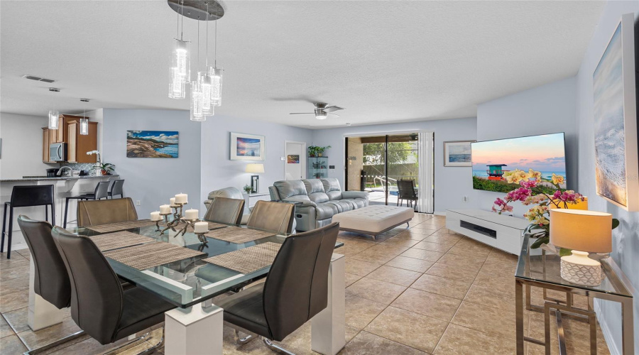 Davenport, Florida 33896, 5 Bedrooms Bedrooms, ,4 Bathroomsbathrooms,Residential,For Sale,Cypress Pointe,Mfrs5126367