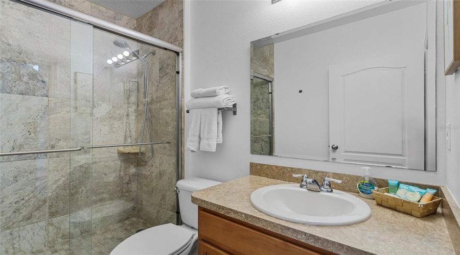Davenport, Florida 33896, 5 Bedrooms Bedrooms, ,4 Bathroomsbathrooms,Residential,For Sale,Cypress Pointe,Mfrs5126367