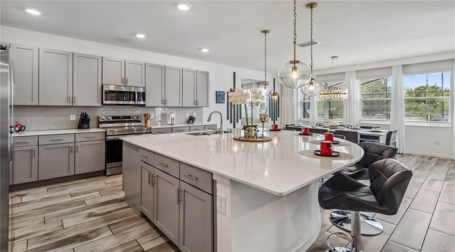 Kissimmee, Florida 34746, 6 Bedrooms Bedrooms, ,6 Bathroomsbathrooms,Residential,For Sale,Shanti,Mfro6306646