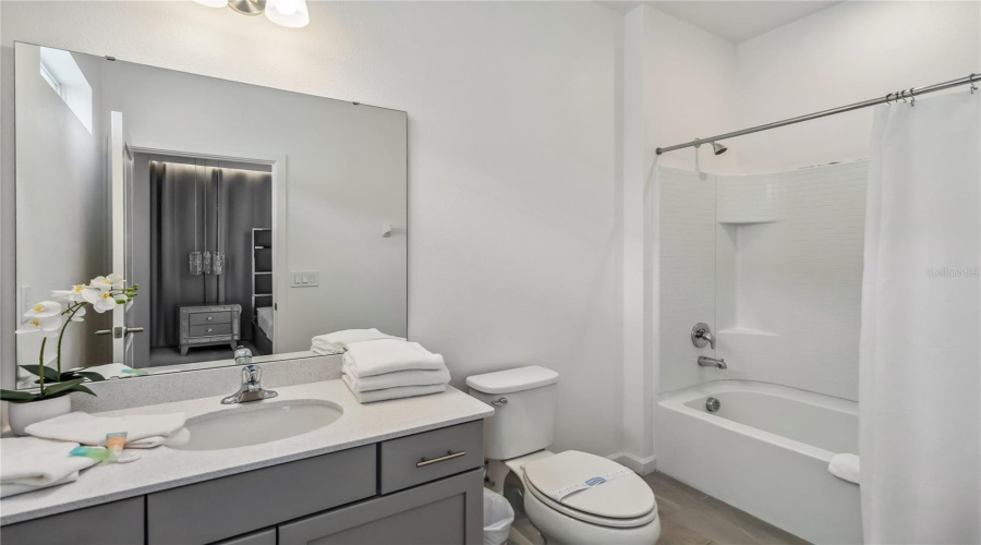 Kissimmee, Florida 34746, 6 Bedrooms Bedrooms, ,6 Bathroomsbathrooms,Residential,For Sale,Shanti,Mfro6306646