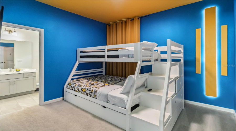 Kissimmee, Florida 34746, 6 Bedrooms Bedrooms, ,6 Bathroomsbathrooms,Residential,For Sale,Shanti,Mfro6306646