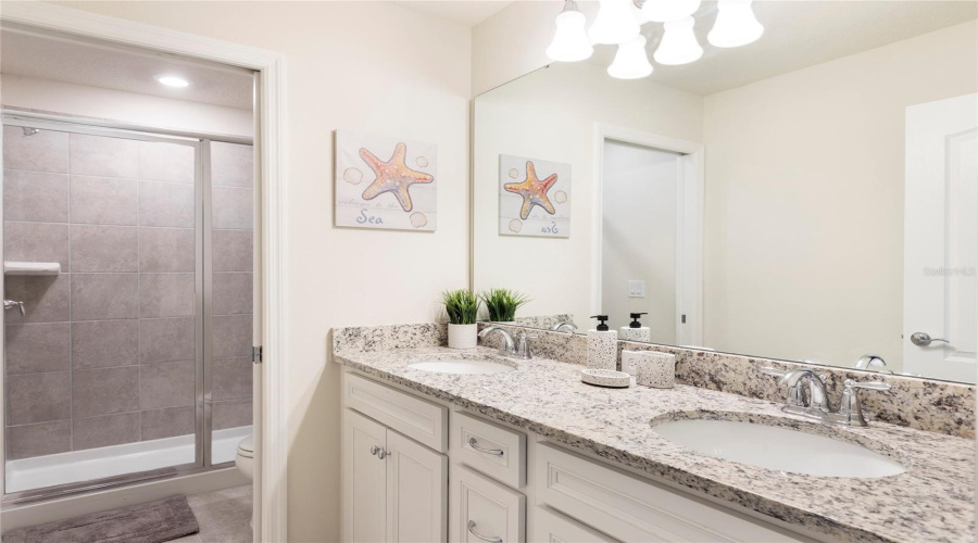 Davenport, Florida 33837, 7 Bedrooms Bedrooms, ,5 Bathroomsbathrooms,Residential,For Sale,Oakmoss,Mfro6306942