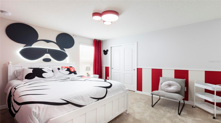 Davenport, Florida 33837, 7 Bedrooms Bedrooms, ,5 Bathroomsbathrooms,Residential,For Sale,Oakmoss,Mfro6306942