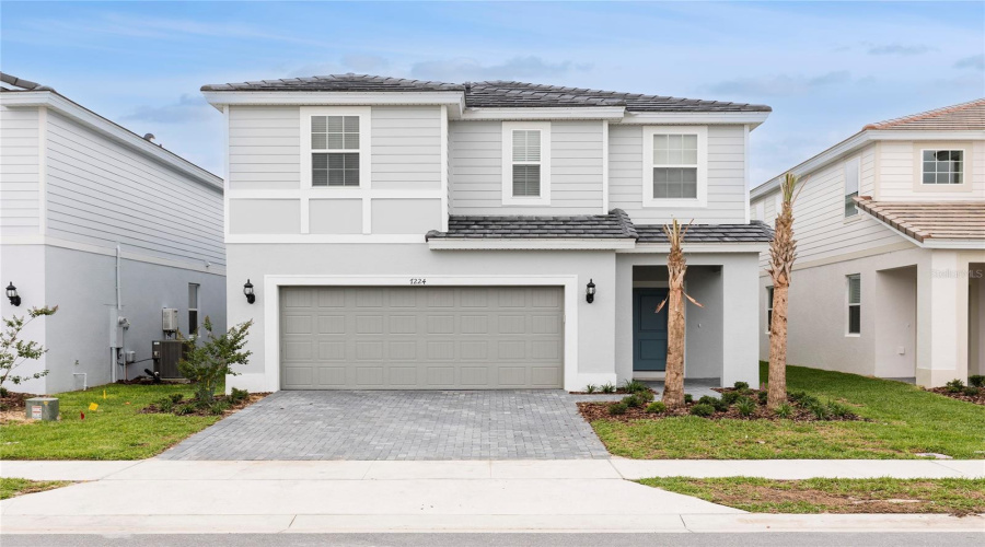 Davenport, Florida 33837, 7 Bedrooms Bedrooms, ,5 Bathroomsbathrooms,Residential,For Sale,Oakmoss,Mfro6306942