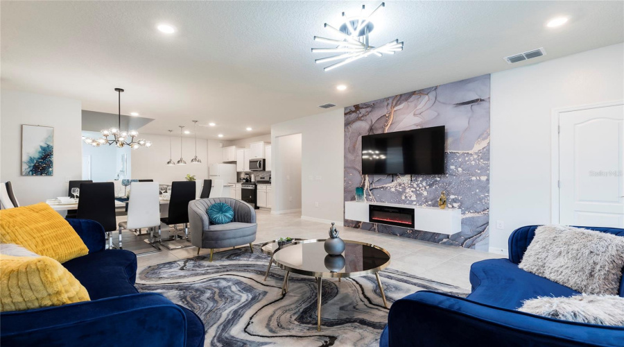 Davenport, Florida 33837, 7 Bedrooms Bedrooms, ,5 Bathroomsbathrooms,Residential,For Sale,Oakmoss,Mfro6306942