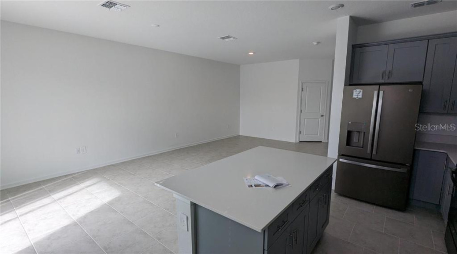 Kissimmee, Florida 34746, 3 Bedrooms Bedrooms, ,2 Bathroomsbathrooms,Residential,For Sale,Danube,Mfro6306986