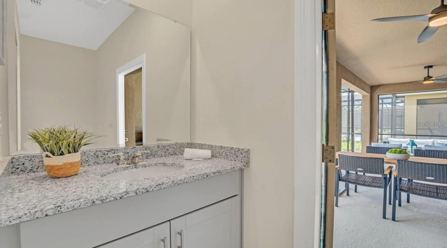 Davenport, Florida 33837, 6 Bedrooms Bedrooms, ,5 Bathroomsbathrooms,Residential,For Sale,Oakmoss,Mfrtb8383269