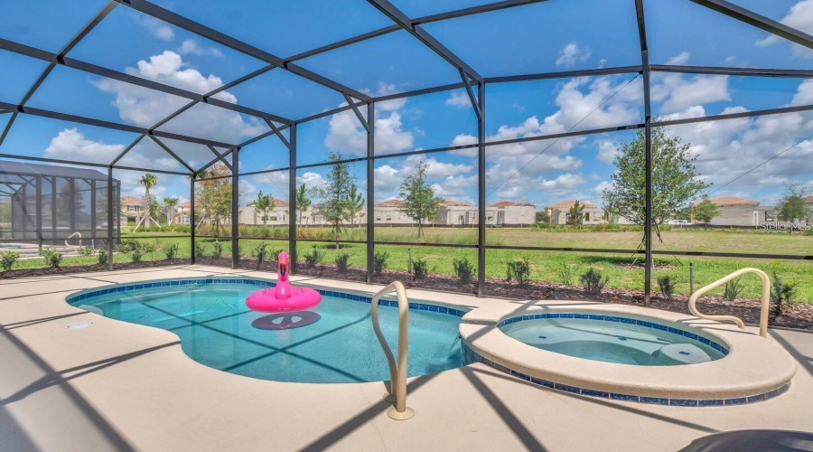 Davenport, Florida 33837, 6 Bedrooms Bedrooms, ,5 Bathroomsbathrooms,Residential,For Sale,Oakmoss,Mfrtb8383269
