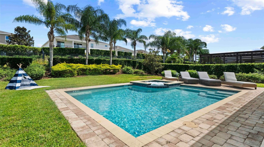 Kissimmee, Florida 34747, 6 Bedrooms Bedrooms, ,6 Bathroomsbathrooms,Residential,For Sale,Falls,Mfro6306821