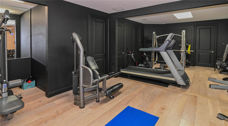 Address Not Available!, 6 Bedrooms Bedrooms, ,6 Bathroomsbathrooms,Residential,For Sale,Mfro6304654