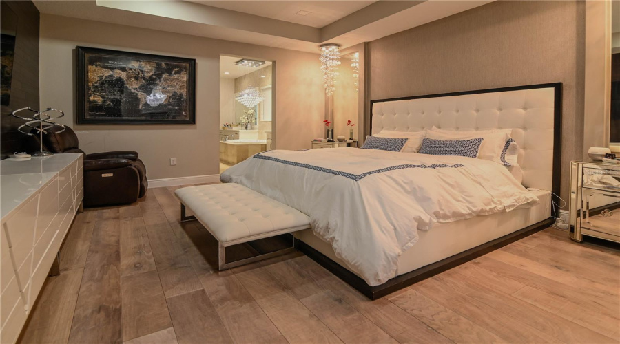 Address Not Available!, 6 Bedrooms Bedrooms, ,6 Bathroomsbathrooms,Residential,For Sale,Mfro6304654