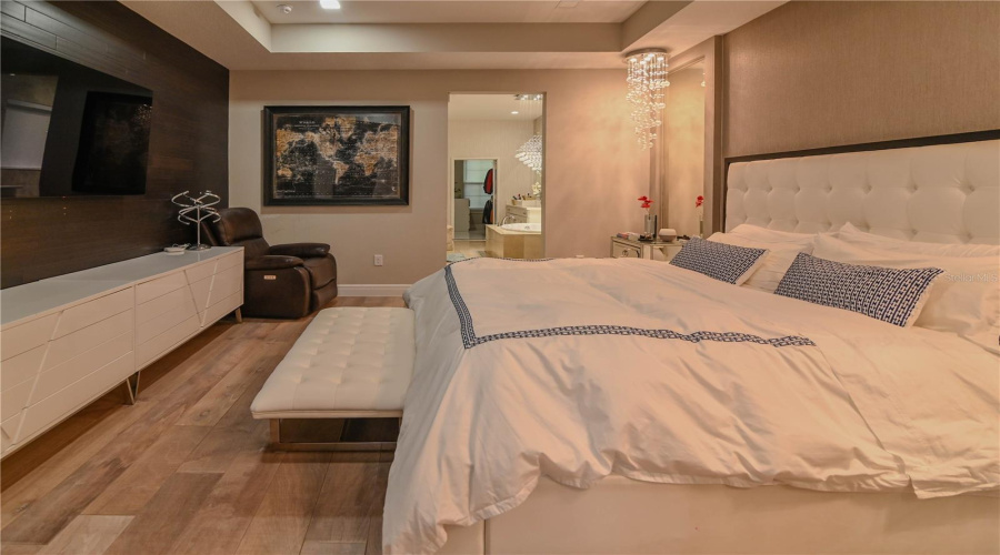 Address Not Available!, 6 Bedrooms Bedrooms, ,6 Bathroomsbathrooms,Residential,For Sale,Mfro6304654