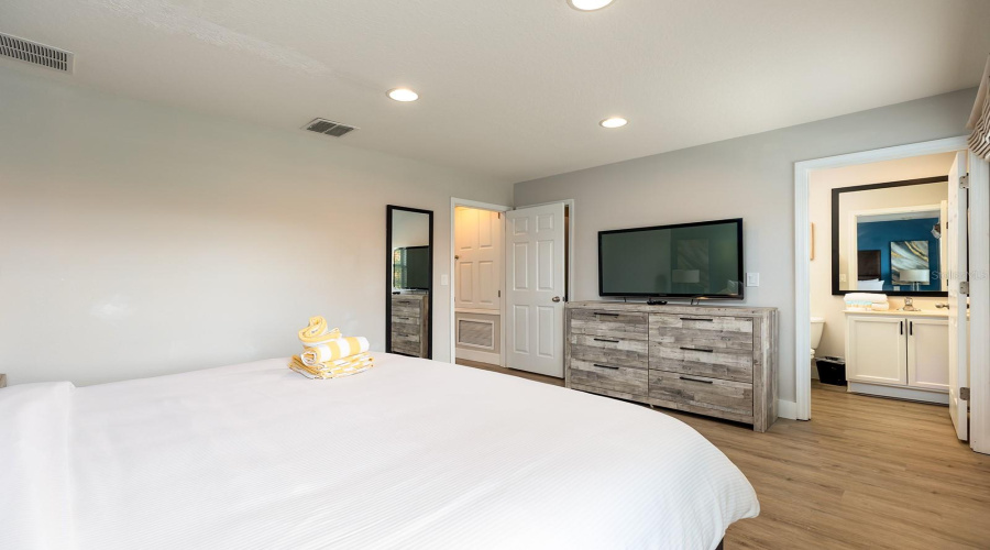 Kissimmee, Florida 34747, 2 Bedrooms Bedrooms, ,2 Bathroomsbathrooms,Residential,For Sale,White Orchid,Mfro6306807