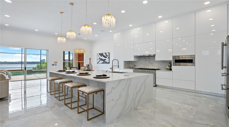 Orlando, Florida 32836, 4 Bedrooms Bedrooms, ,4 Bathroomsbathrooms,Residential,For Sale,Via Rosa,Mfro6299842