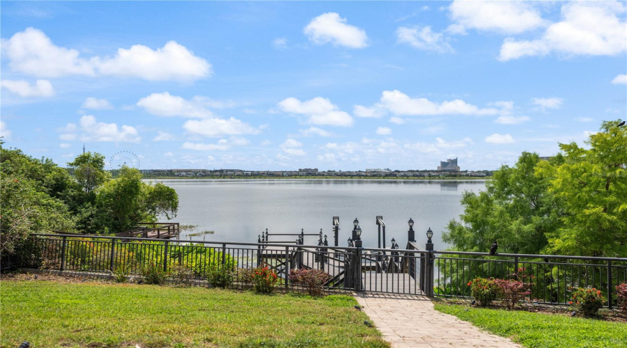 Orlando, Florida 32836, 4 Bedrooms Bedrooms, ,4 Bathroomsbathrooms,Residential,For Sale,Via Rosa,Mfro6299842