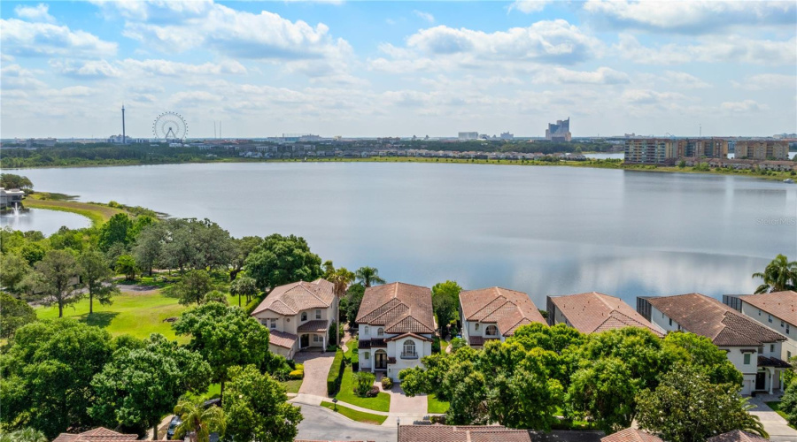 Orlando, Florida 32836, 4 Bedrooms Bedrooms, ,4 Bathroomsbathrooms,Residential,For Sale,Via Rosa,Mfro6299842