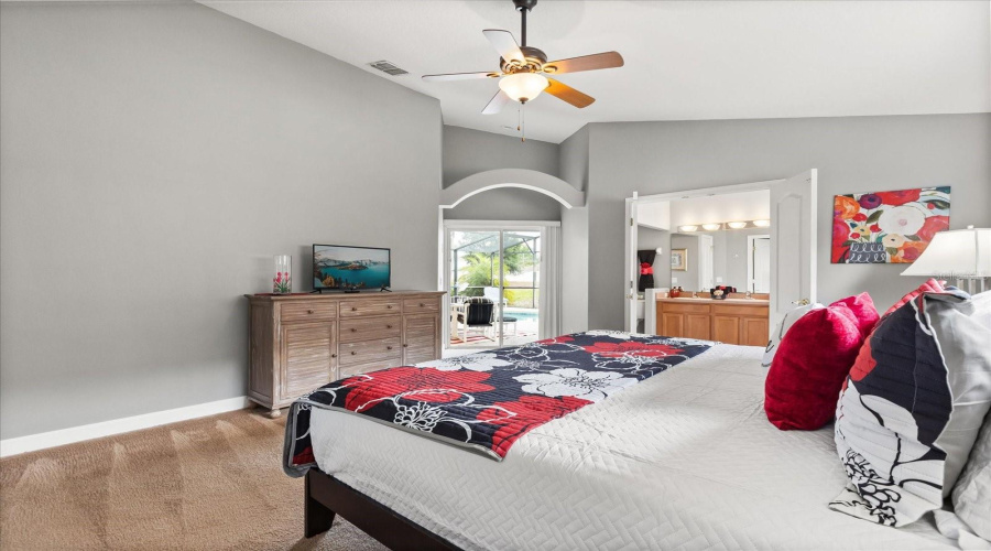 Davenport, Florida 33897, 4 Bedrooms Bedrooms, ,3 Bathroomsbathrooms,Residential,For Sale,Old Bridge,Mfro6302955