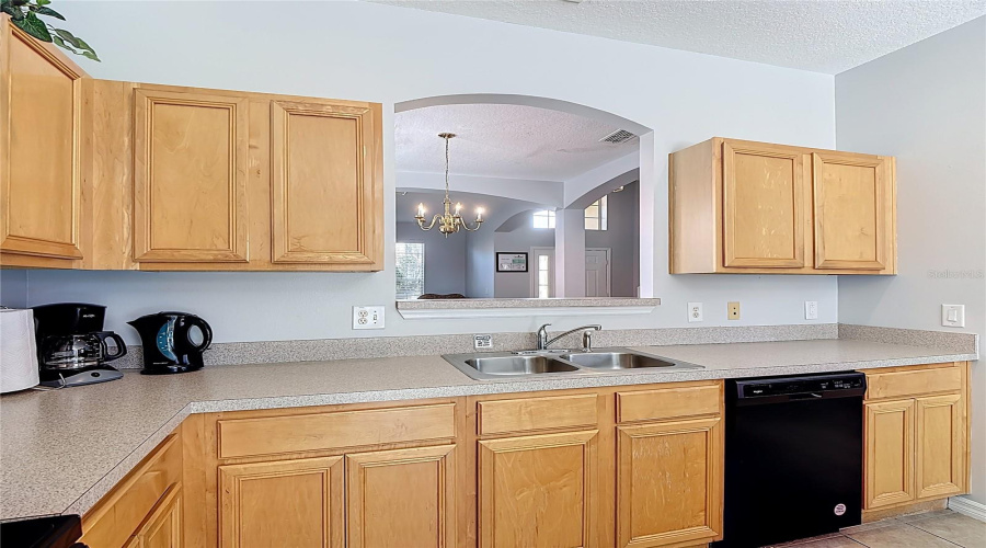Davenport, Florida 33837, 6 Bedrooms Bedrooms, ,4 Bathroomsbathrooms,Residential,For Sale,Stella,Mfrs5121097
