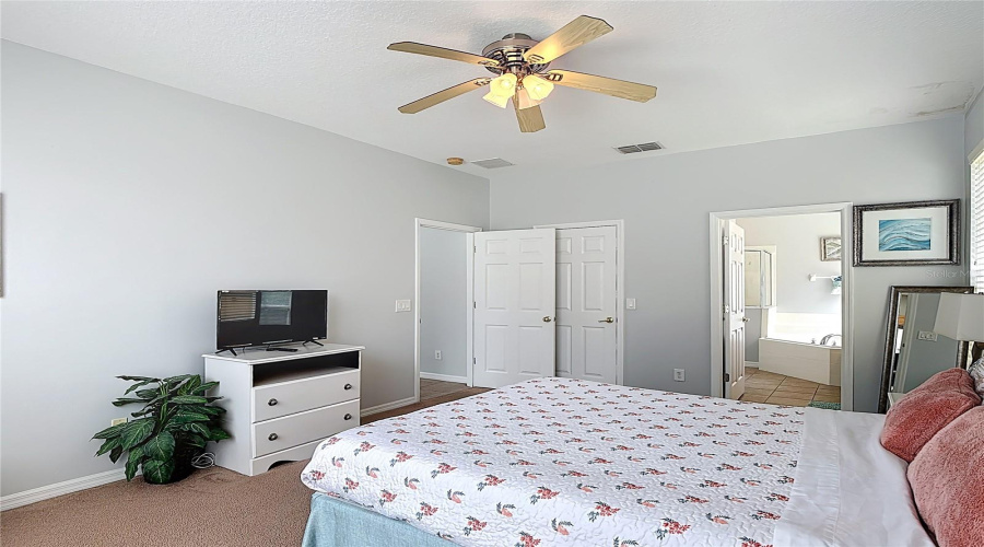 Davenport, Florida 33837, 6 Bedrooms Bedrooms, ,4 Bathroomsbathrooms,Residential,For Sale,Stella,Mfrs5121097